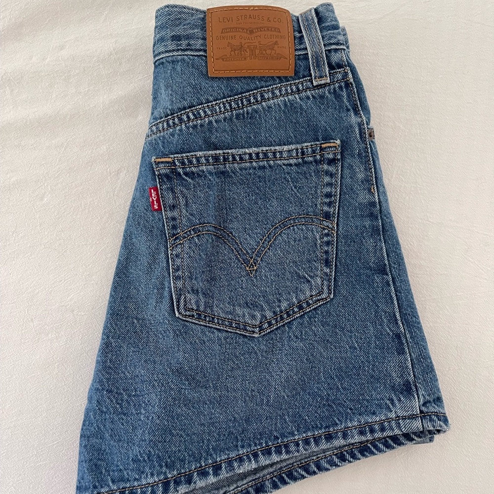 Levi's high waisted shorts